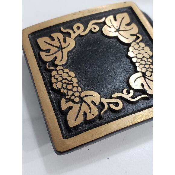 HIPPIE GRAPEVINE BRASS BELT BUCKLE VINTAGE COLONIAL LEATHER USA Mod 70s Fruit‎